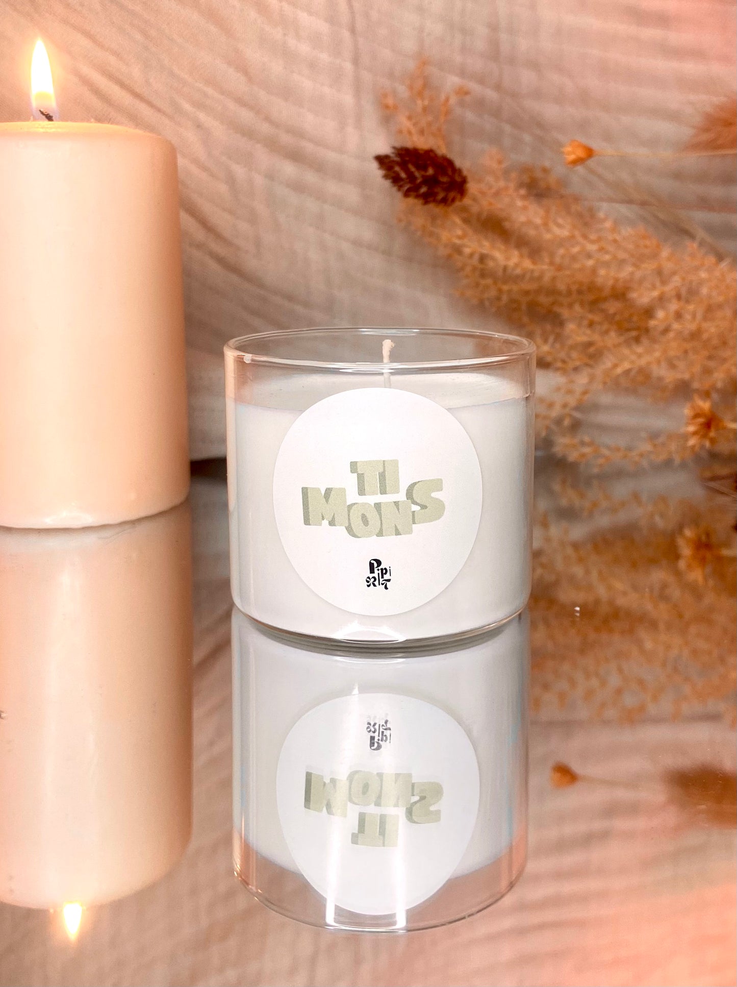 Bougie inspirée des mythes magiques et religieux de la Martinique, aux notes de mangue, maracuja, cannelle