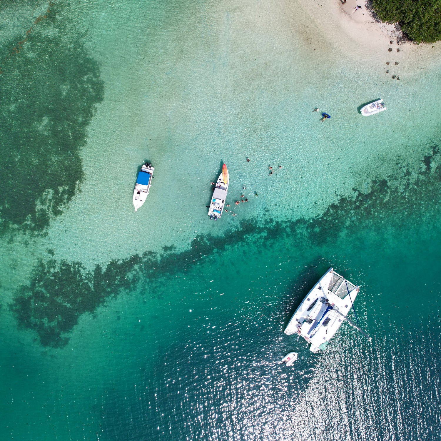 Photo vue du ciel des fonds blancs en Martinique