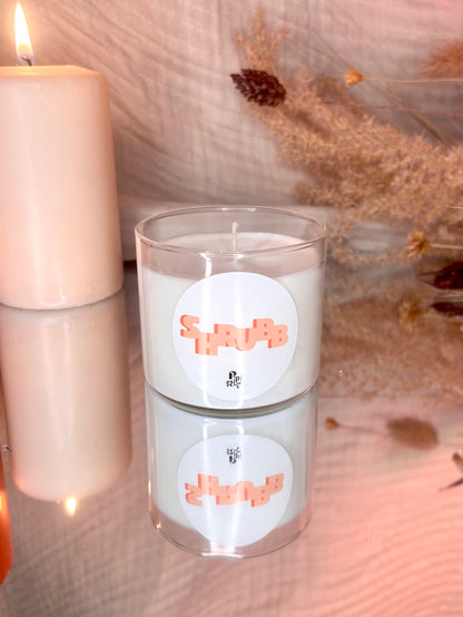 Bougie de Noël inspirée du Shrubb de Guadeloupe, aux notes d'orange, cannelle, rhum, fève tonka et vanille